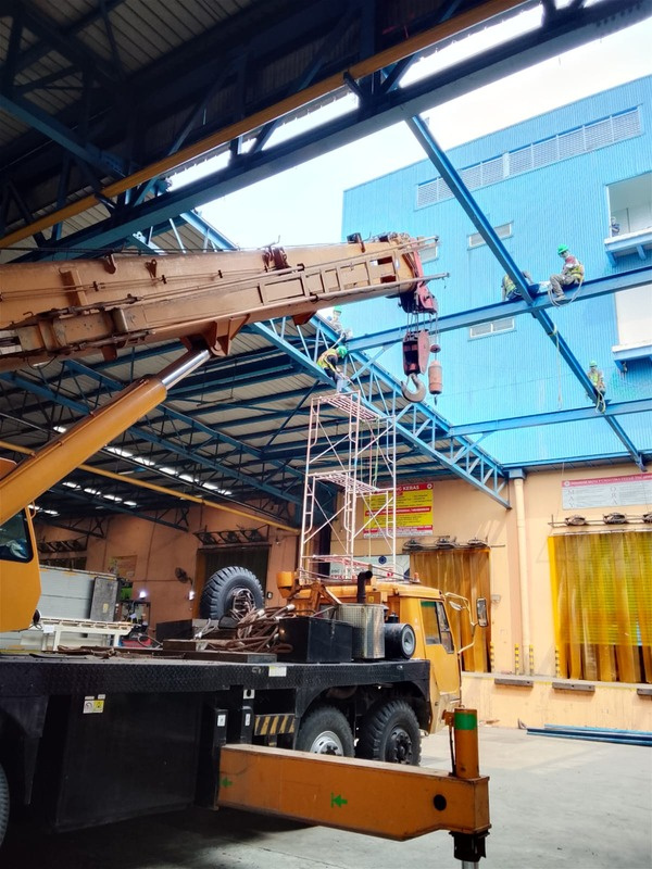 Bongkar Pasang Kanopi dan Pintu